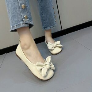 Chic Knot Ballets